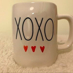 Rae Dunn XOXO with Hearts  Mug